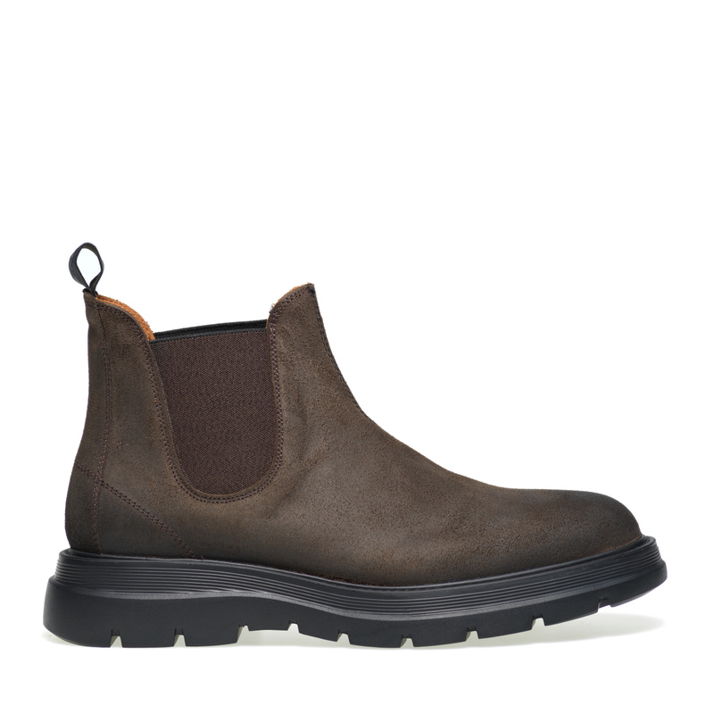 Distressed-effect Chelsea boots with lug sole - Ankle Boots | Frau Shoes | Official Online Shop