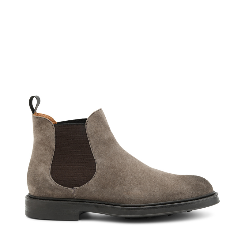 Plain suede Chelsea boots - 24/7 | Frau Shoes | Official Online Shop