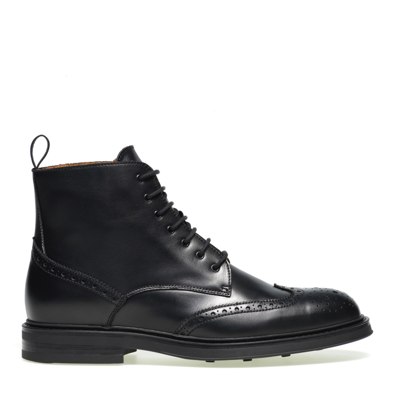 Lace-up boots with wing-tip detail - Man's Shoes | Frau Shoes | Official Online Shop