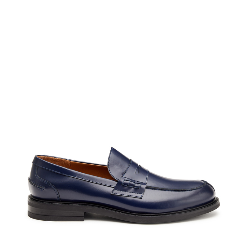 Eleganter Mokassin aus halb glänzendem Leder | Frau Shoes | Official Online Shop