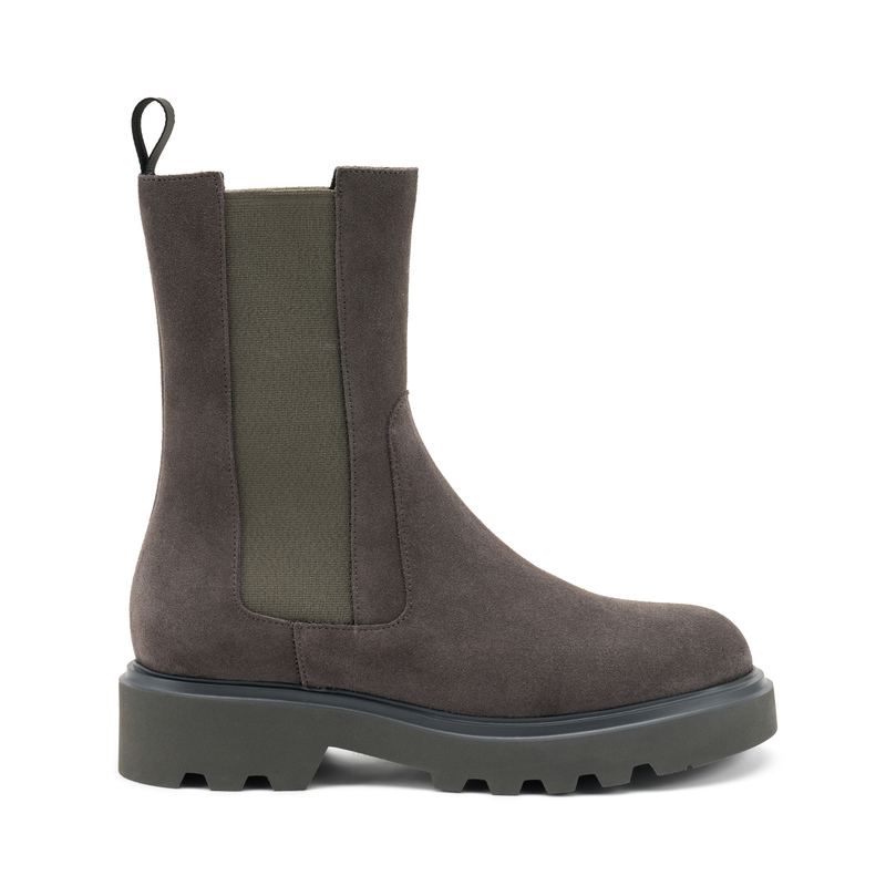 Beatles aus Veloursleder mit Sohle im Reifenprofil | Frau Shoes | Official Online Shop