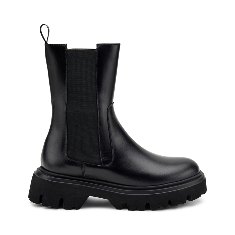 High Chelsea boots with lug sole - Chunky & Combat | Frau Shoes | Official Online Shop