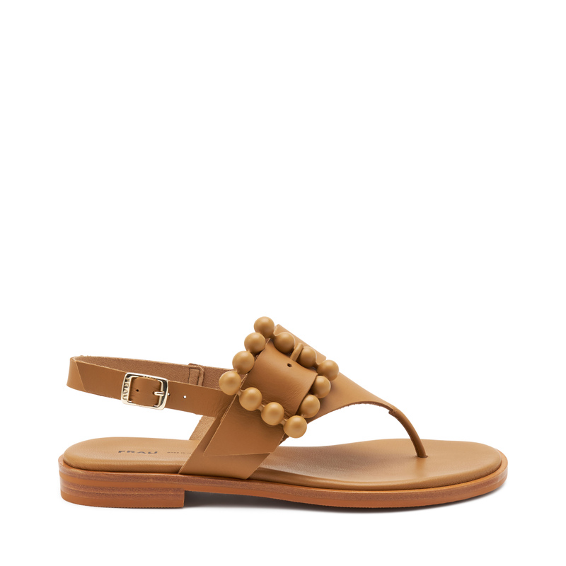 Leather thong sandals with tonal buckle - Sandals | Frau Shoes | Official Online Shop