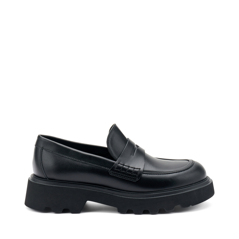 Leather loafers with lug sole | Frau Shoes | Official Online Shop