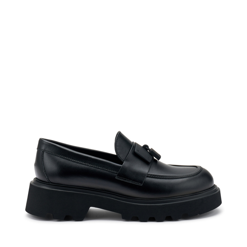 Leather loafers with lug sole and padlock | Frau Shoes | Official Online Shop