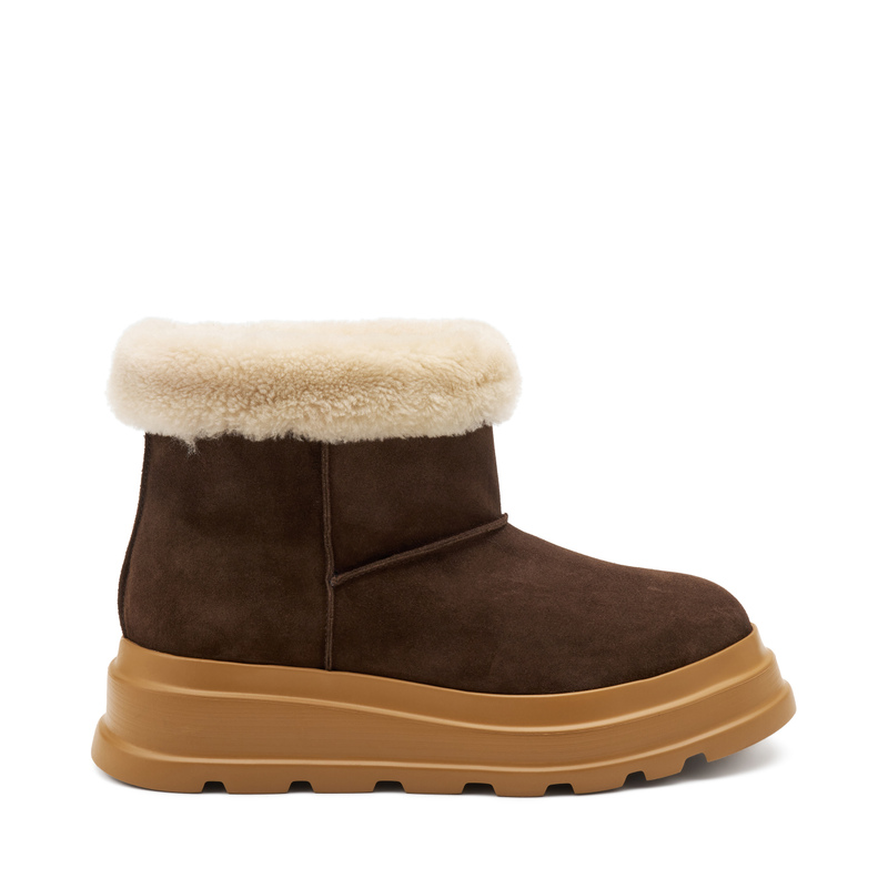 Sheepskin ankle boots with platform sole | Frau Shoes | Official Online Shop