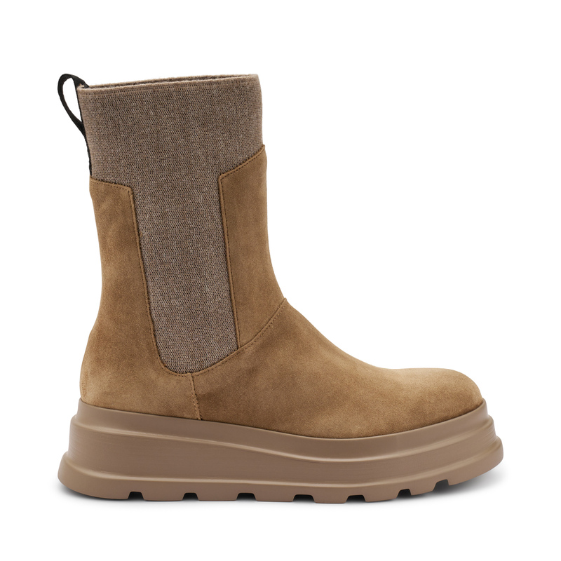 Beatles aus Veloursleder mit Plateausohle | Frau Shoes | Official Online Shop
