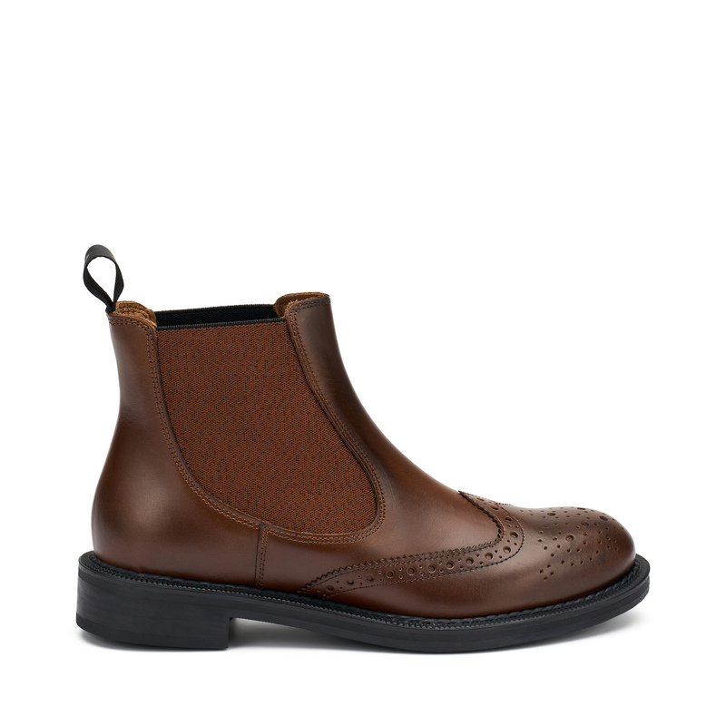 Leather Chelsea boots with wing-tip design - beatles | Frau Shoes | Official Online Shop