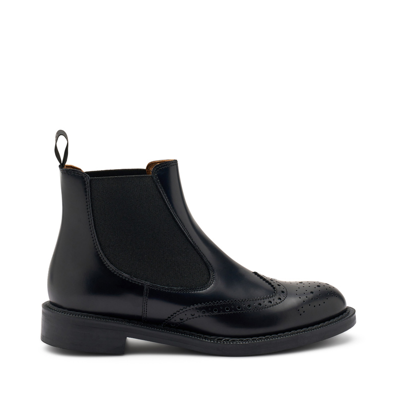 Brushed leather Chelsea boots with wing-tip detail | Frau Shoes | Official Online Shop