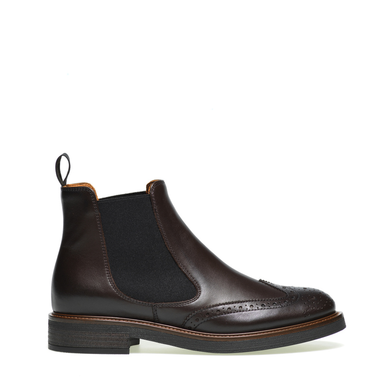 Leather Chelsea boots with wing-tip design - Must-Haves | Frau Shoes | Official Online Shop