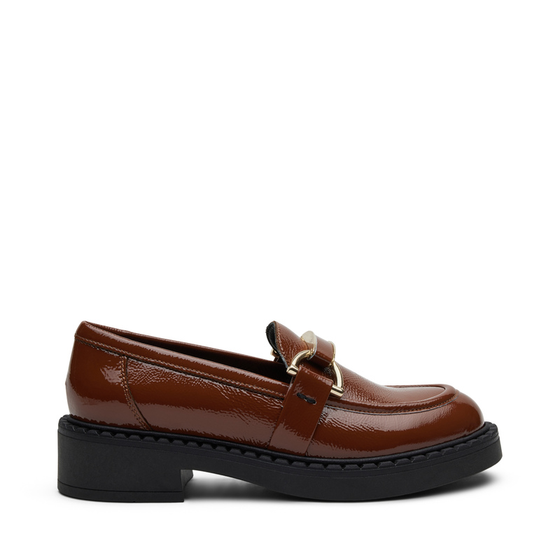 Patent leather loafers with bold sole - Glamour Selection | Frau Shoes | Official Online Shop