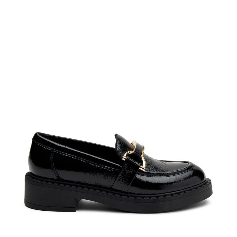 Patent leather loafers with bold sole | Frau Shoes | Official Online Shop