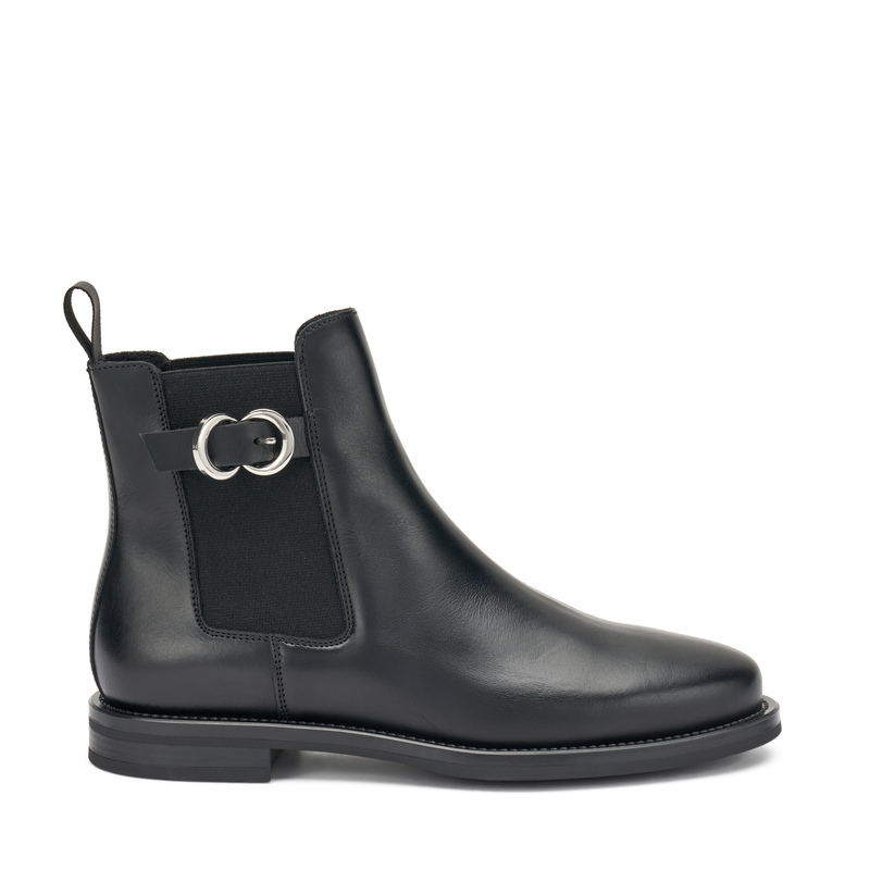 Beatles in pelle con fibbia decorativa | Frau Shoes | Official Online Shop