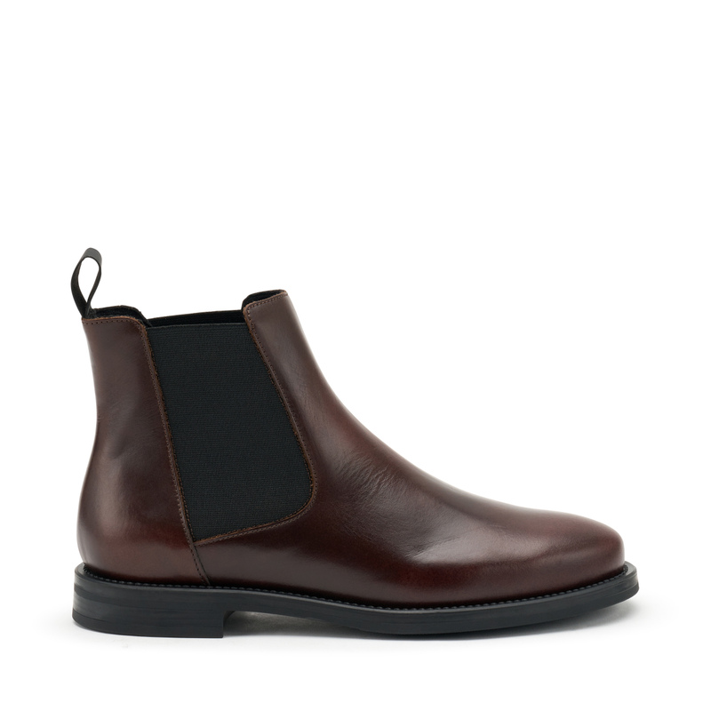 Plain leather Chelsea boots with shaded finish | Frau Shoes | Official Online Shop