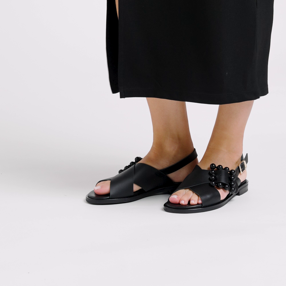 Sandalo in pelle con fibbia in tinta - Frau Shoes | Official Online Shop