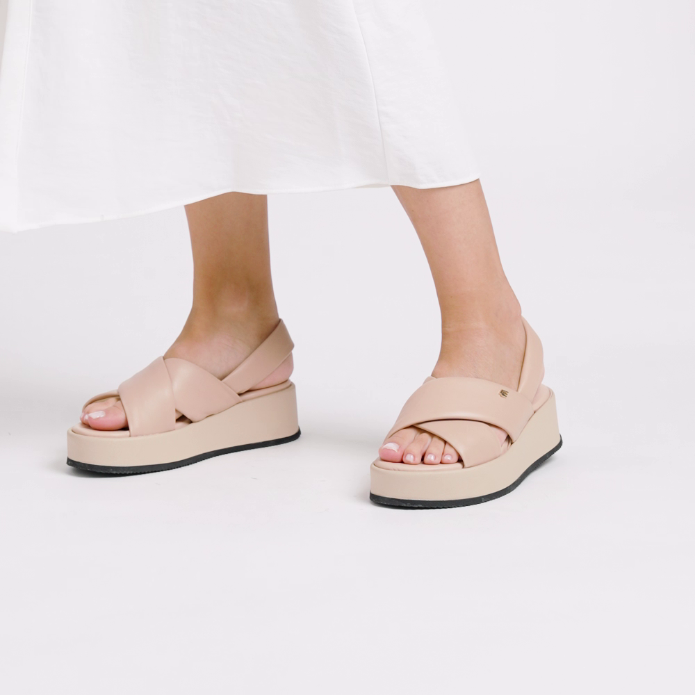 Plateau-Sandale mit überkreuzten Riemen aus weichem Leder - Frau Shoes | Official Online Shop